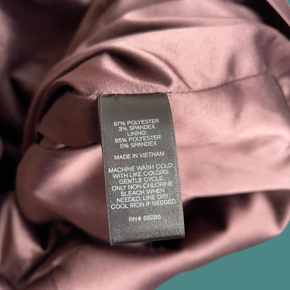 Express Strapless Pleated Dress size 4 - Picture 6 of 10